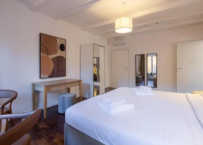 Sonder Palazzo Taverna Roma